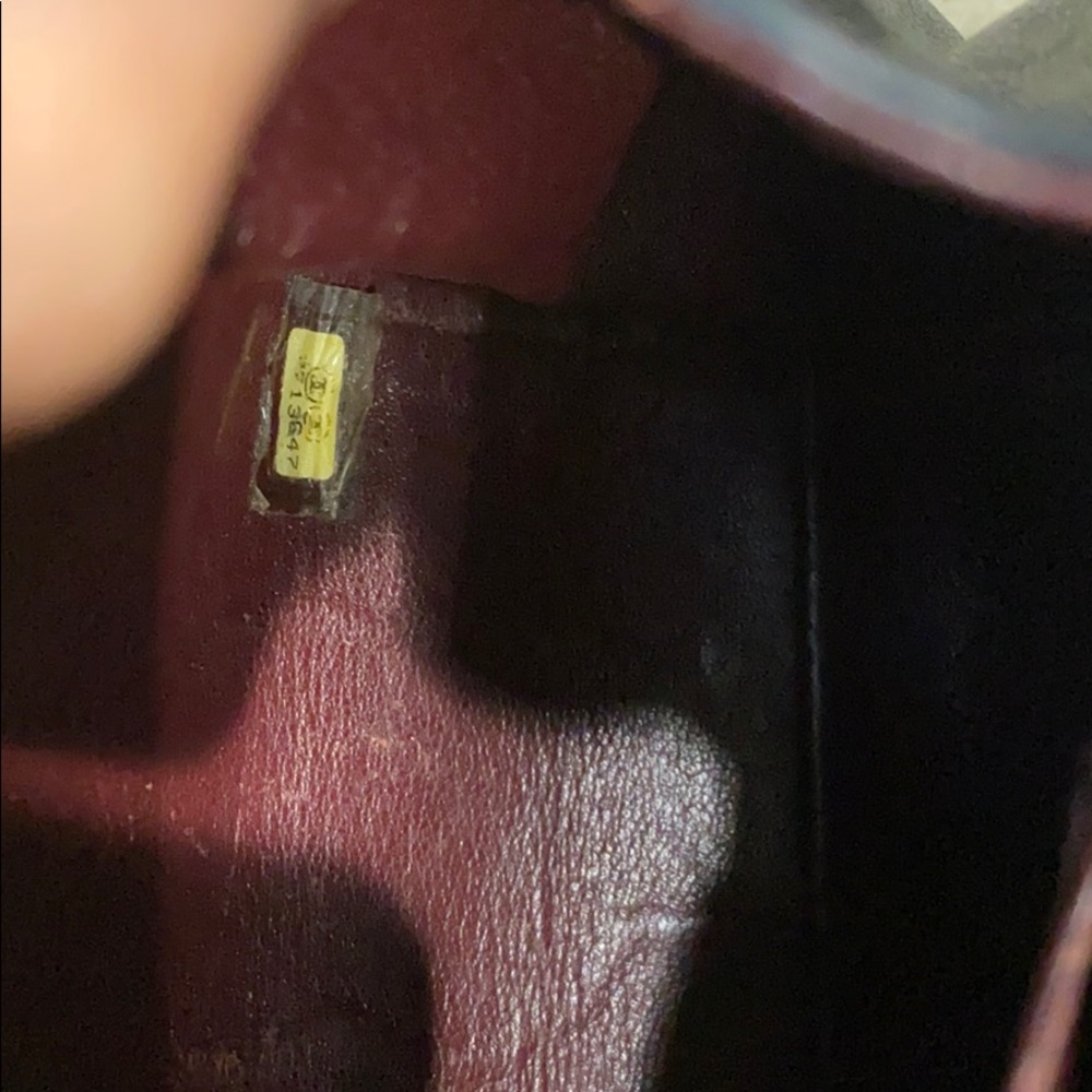 Authentic Chanel purse - Picture 4 of 7